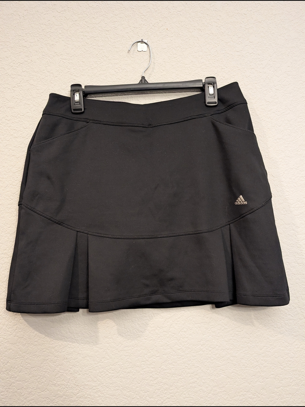 Adidas Sz M Black Athletic Tennis Skirt/Skort with Pleated Hem